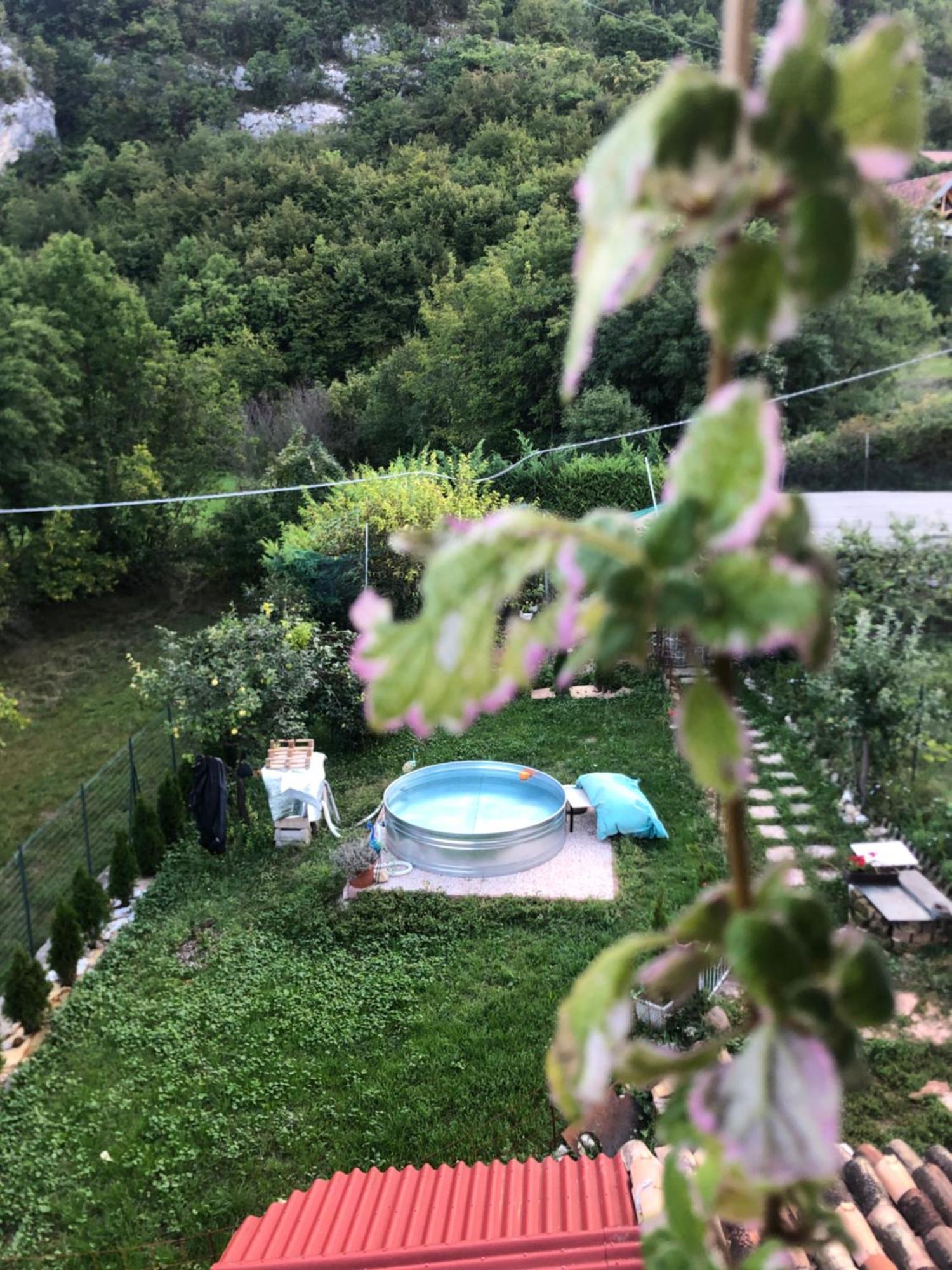 B&B Haus Senter Trambileno Esterno foto
